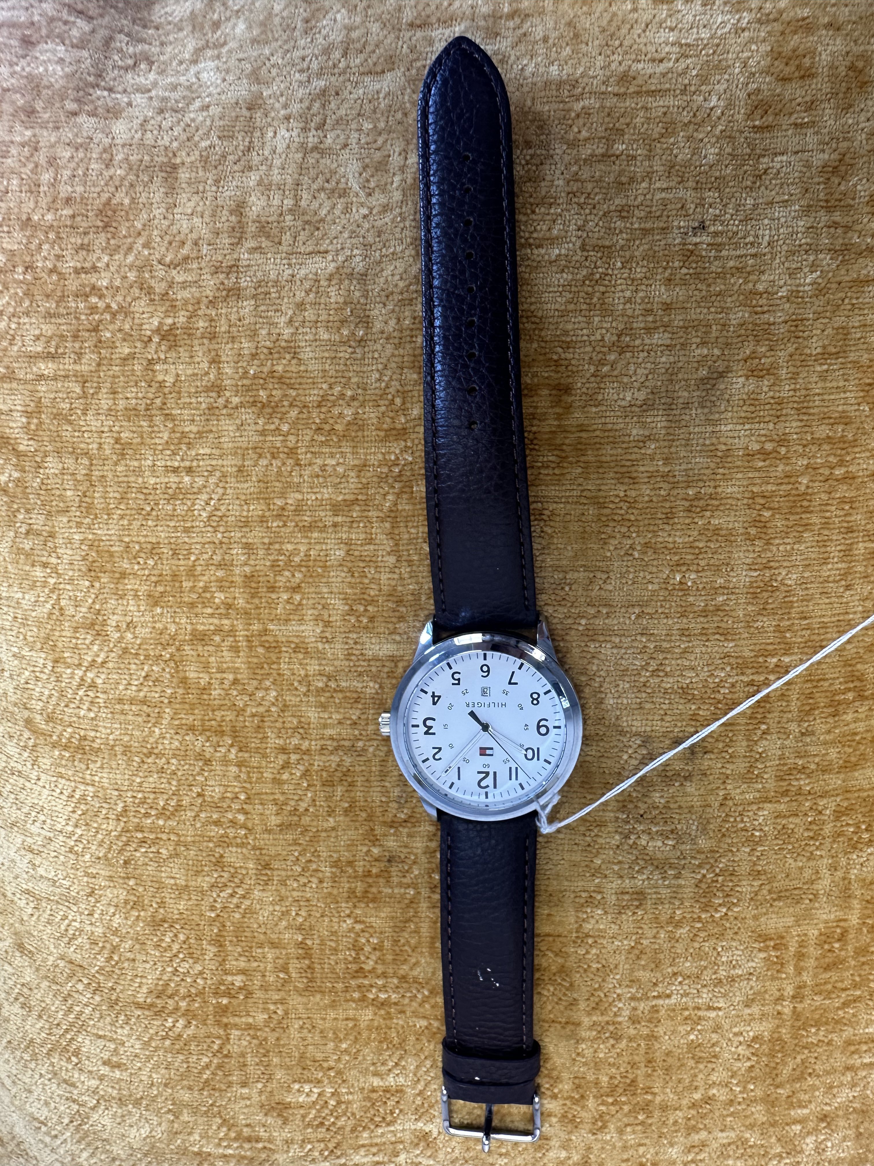 Tommy Hilfiger Field Watch Style - angle 1