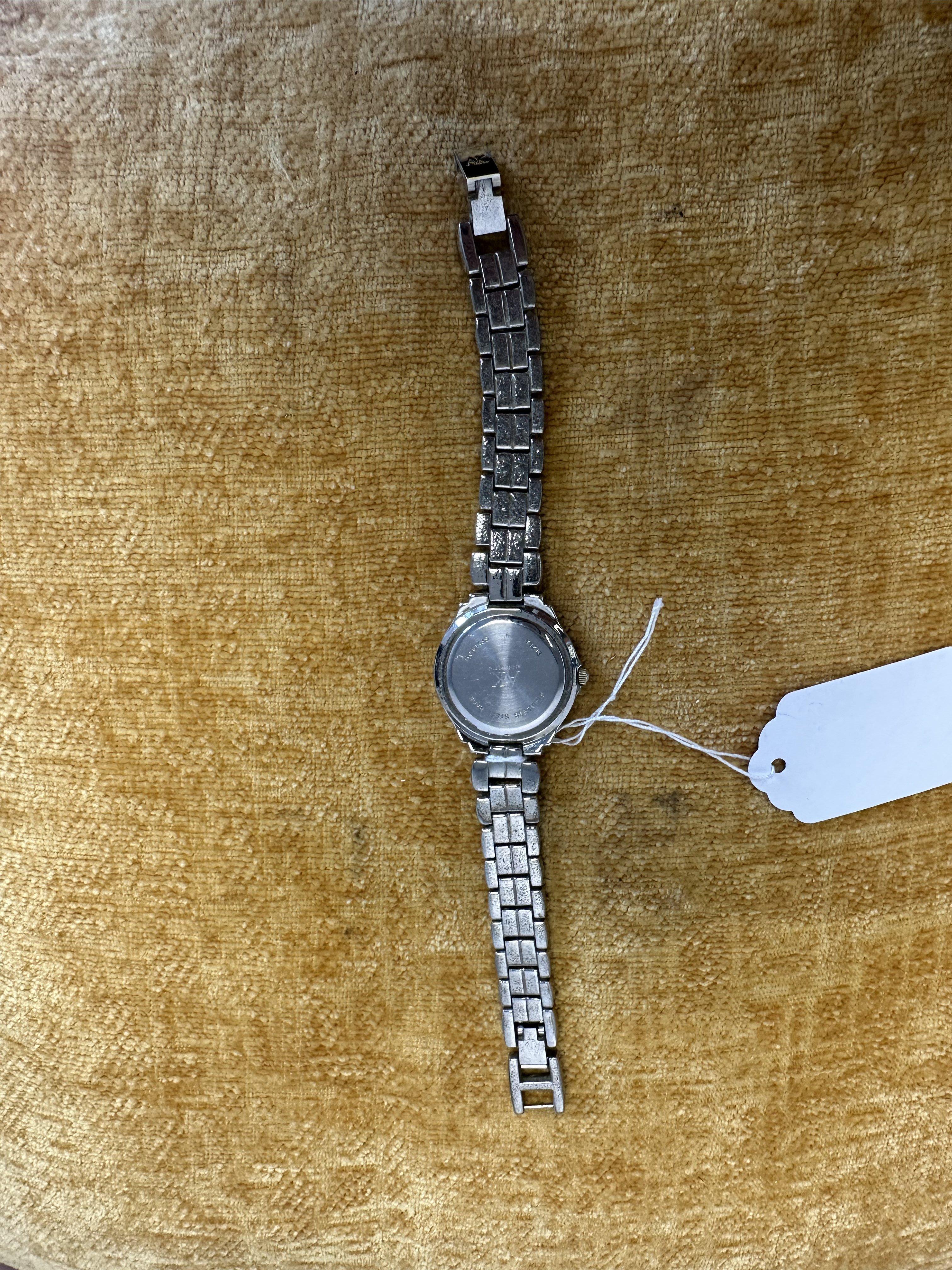 Armitron Two-Tone Crystal Bezel - angle 2