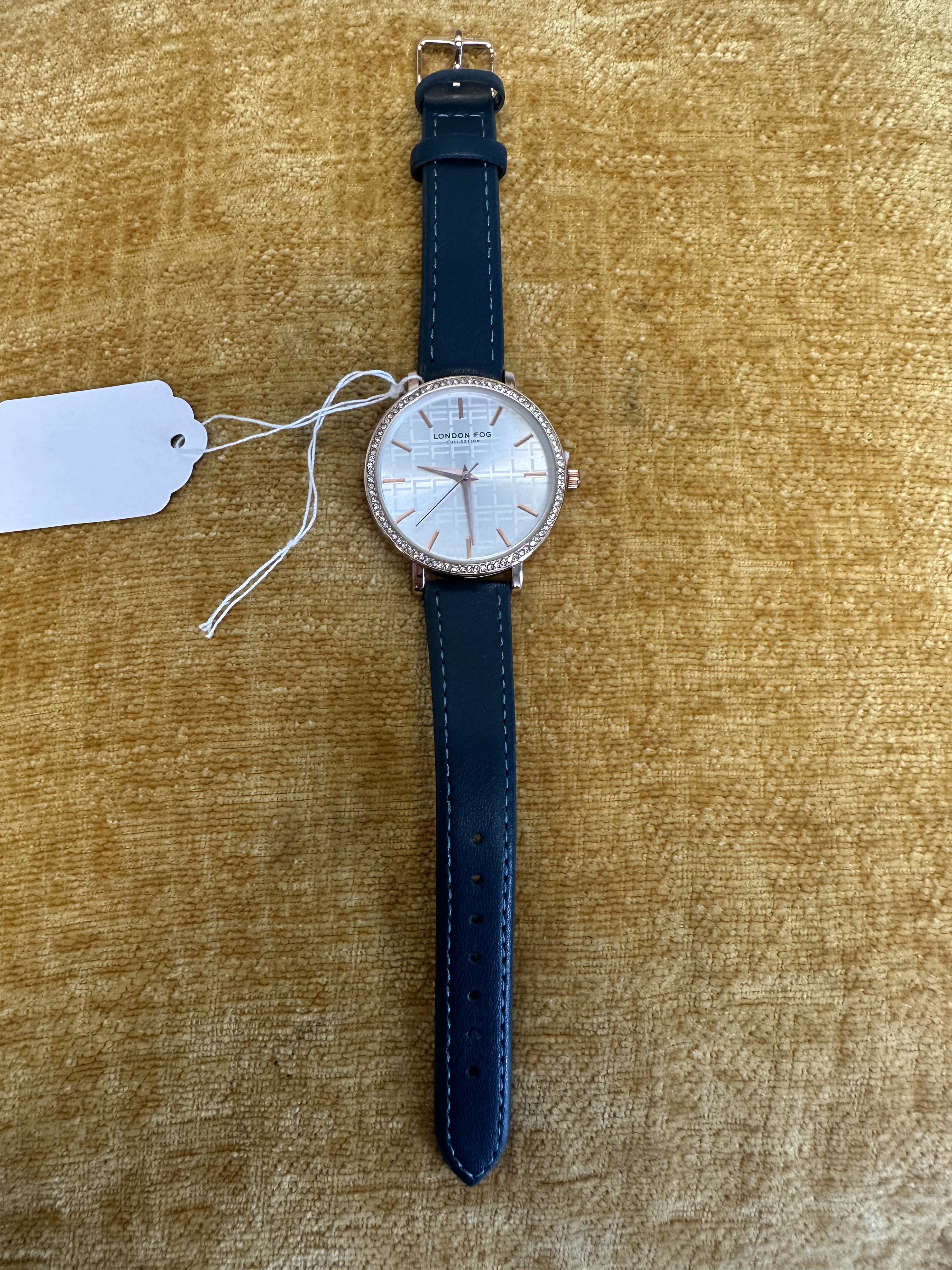 London Fog Crystal Bezel Round - angle 1