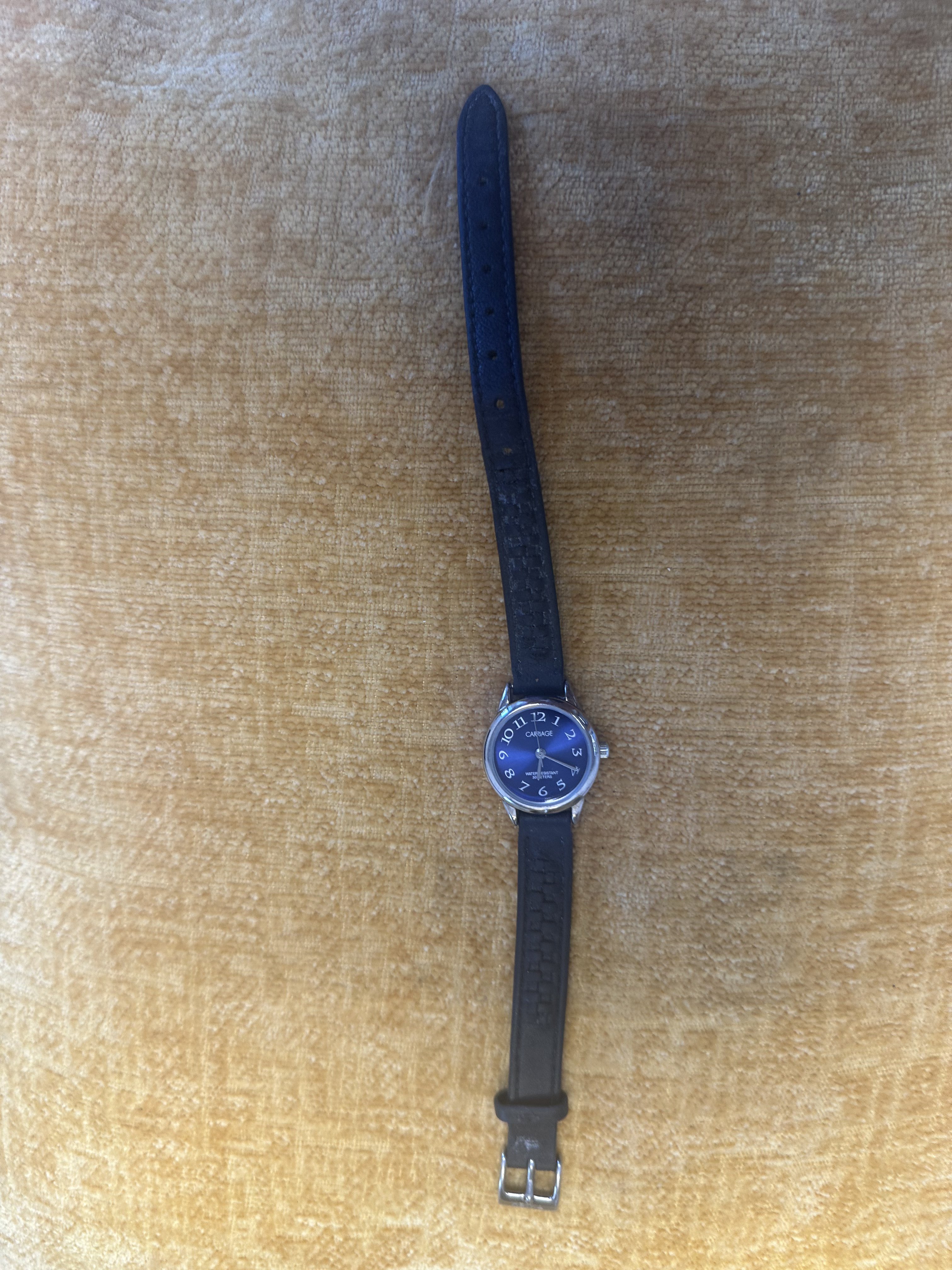 Caravelle Casual Round - angle 1