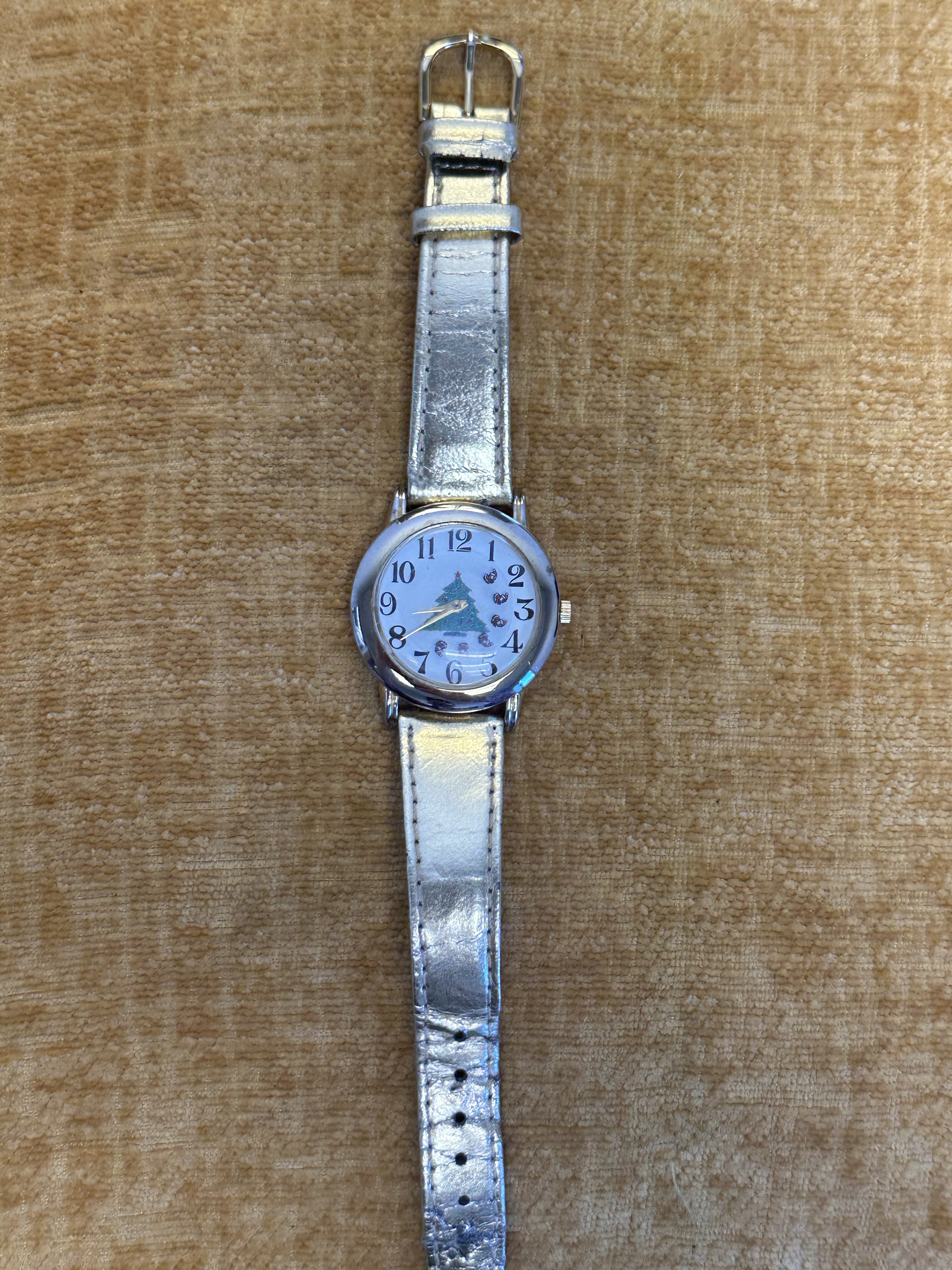 Unbranded Novelty Christmas Watch - angle 1
