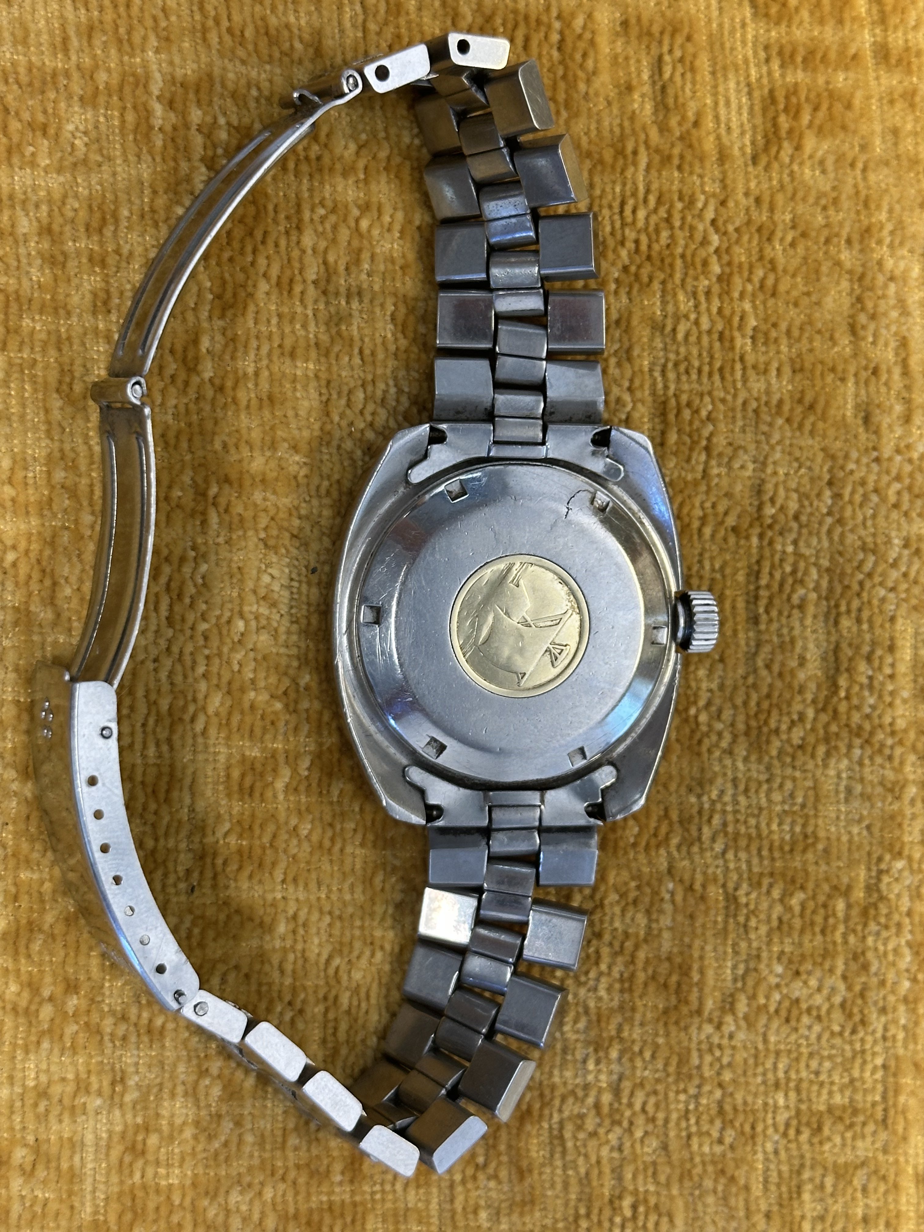 Eterna-Matic KonTiki - angle 3