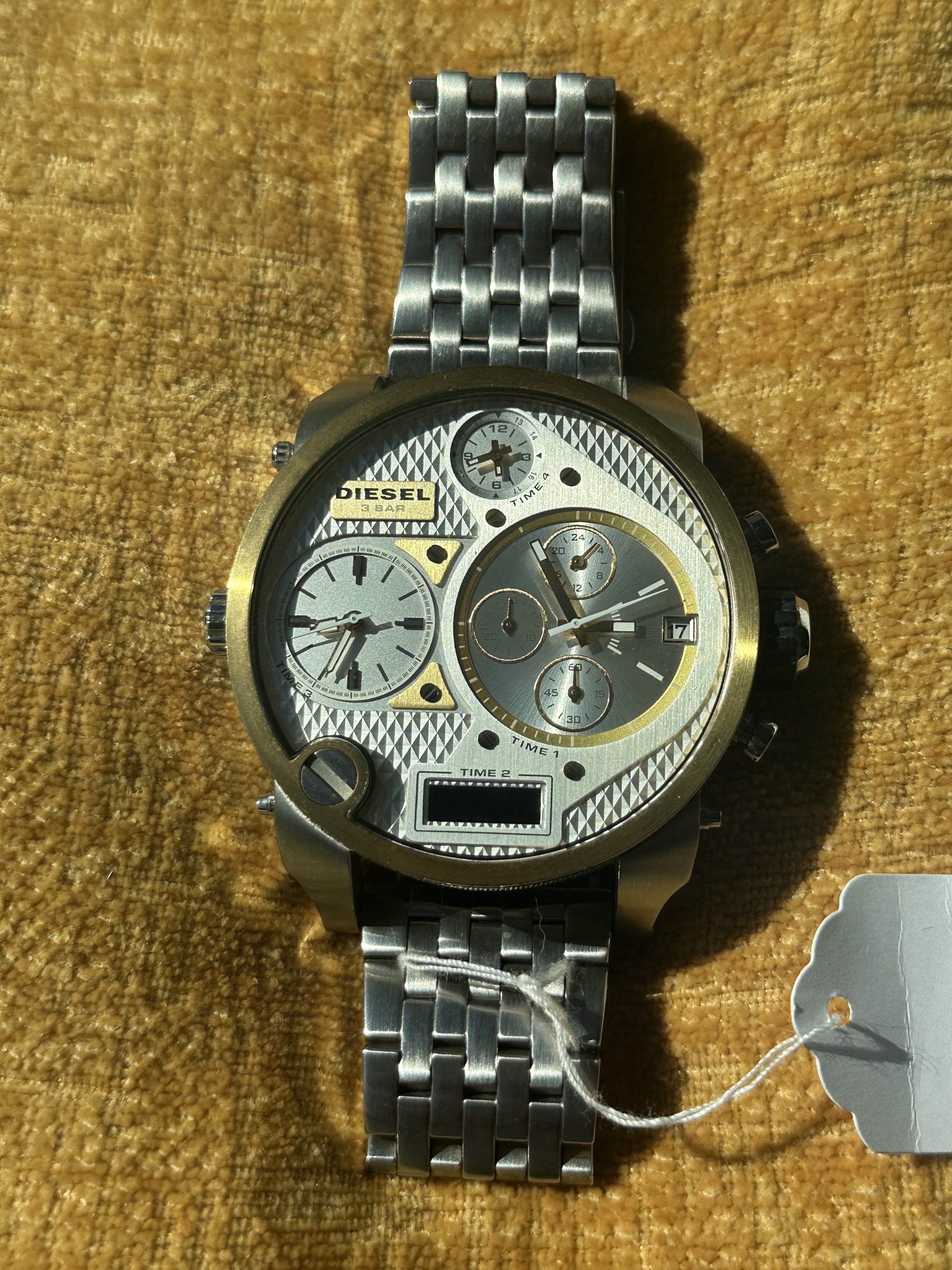Diesel Multi-Time Zone Chronograph - angle 1