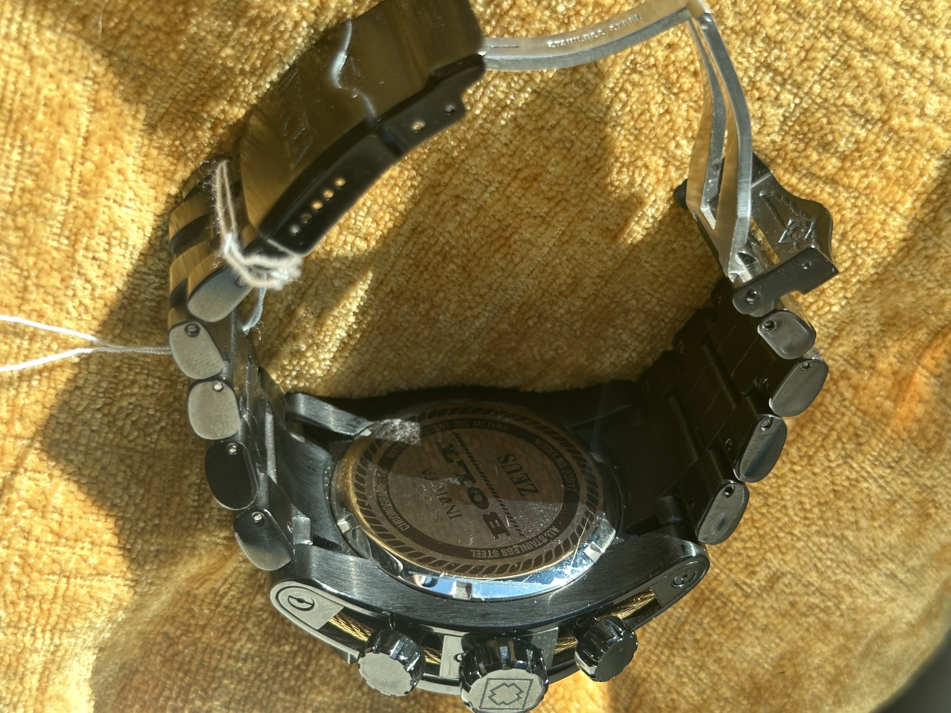 Invicta Bolt Zeus Chronograph - angle 2